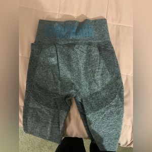 Gym sharks size small leggings